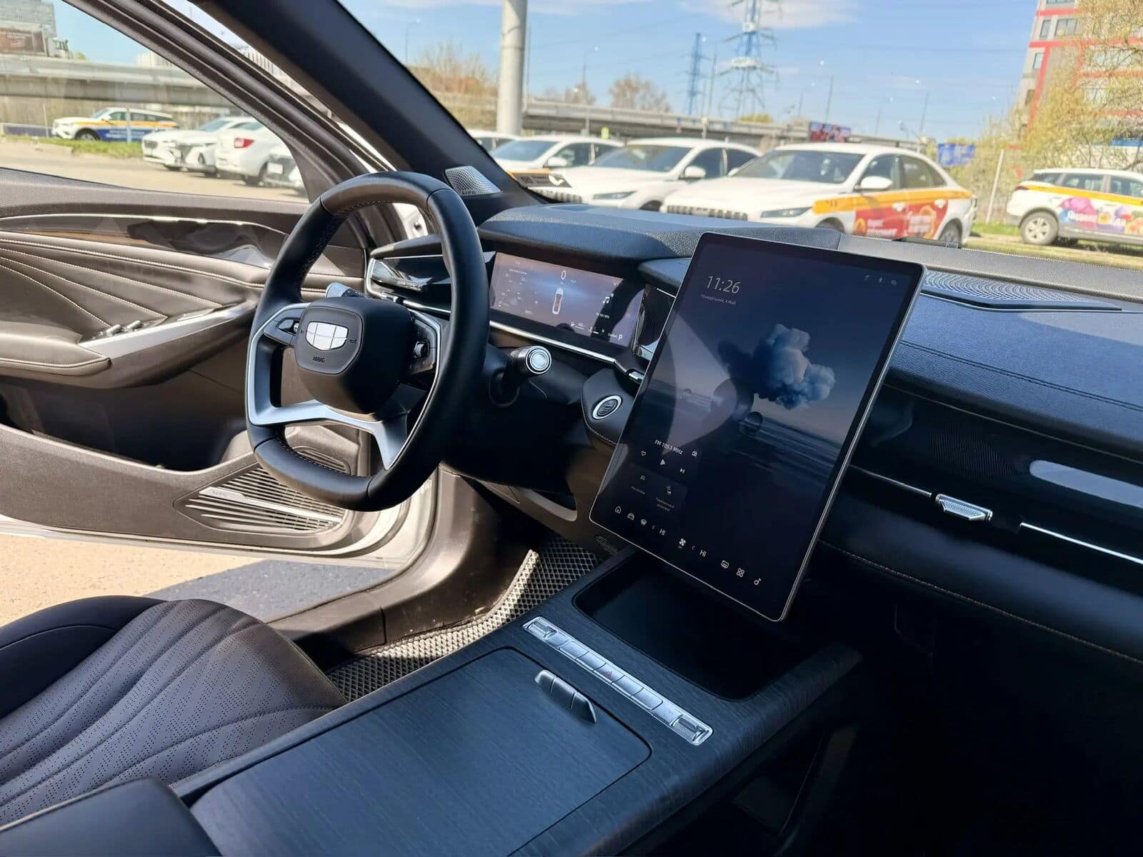 Geely Preface 2024 в парке ИГРА на Кетчерской — салон